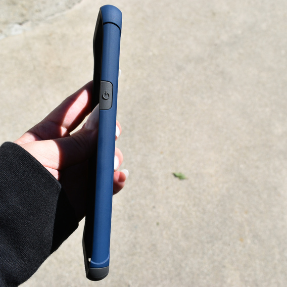 Phone case - Picture 3 of 7